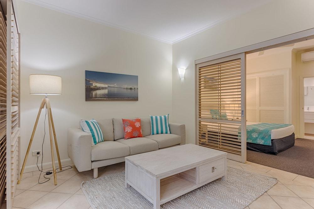 Macrossan House Boutique Holiday Apartments Port Douglas Exteriér fotografie